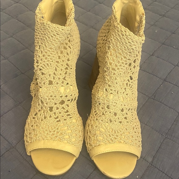 Jessica Simpson Beige Crochet Peep Toe Booties - Picture 1 of 5